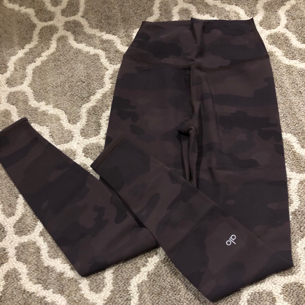 Alo camo legging